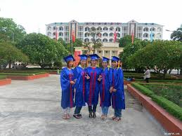 áo lễ phục tốt nghiệp đại học