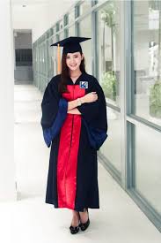 áo lễ phục tốt nghiệp đại học